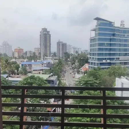 City View Castle Thiruvananthapuram Exterior photo